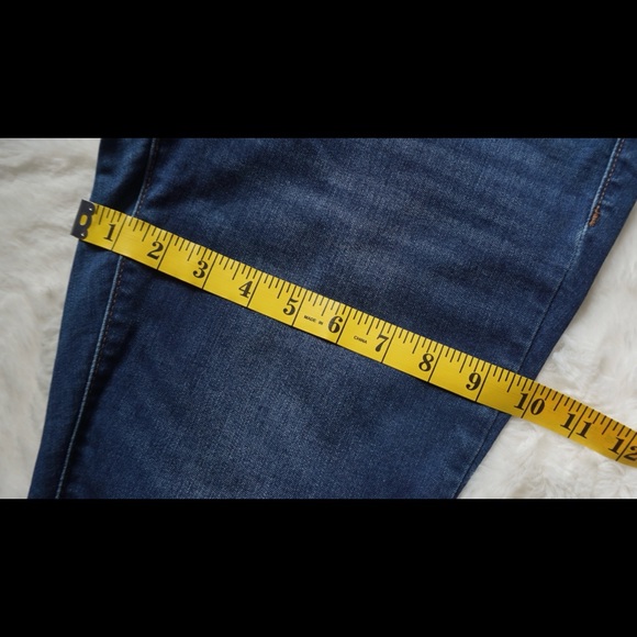 OLD NAVY Dark Wash Distressed Hi Rise Skinny Jeans - Picture 7 of 9